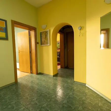 Arte Vitosha Blvd Apartment